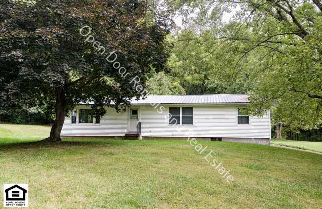 3 bedroom home in the country Gallery 1