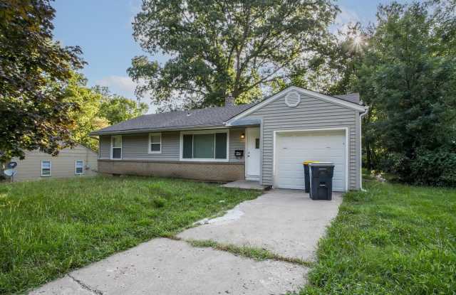 10601 Oakland Avenue photos photos