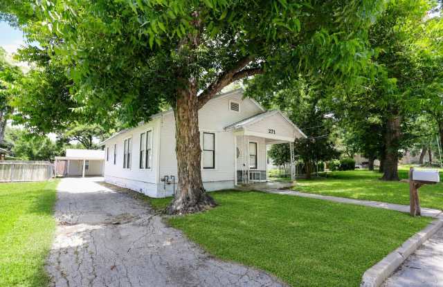 271 S Willow Avenue Gallery 3