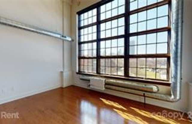 715 N Graham #305 photos photos