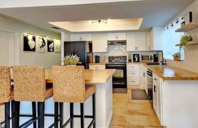 319 SE 24th Avenue photos photos