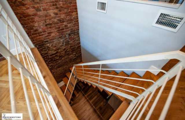 488 Third Avenue Gallery 3