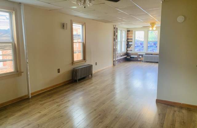 111 Waller Street Gallery 3