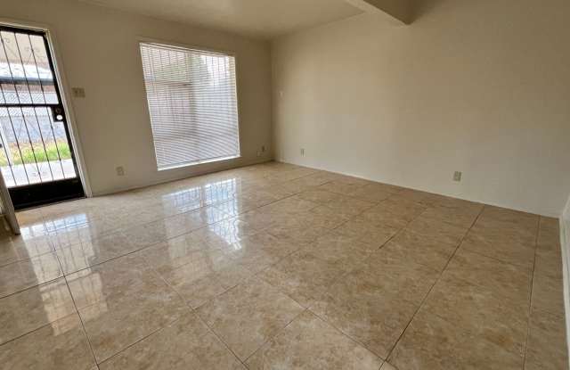 3-Bedroom Northeast Home Near Fort Bliss Gallery 4