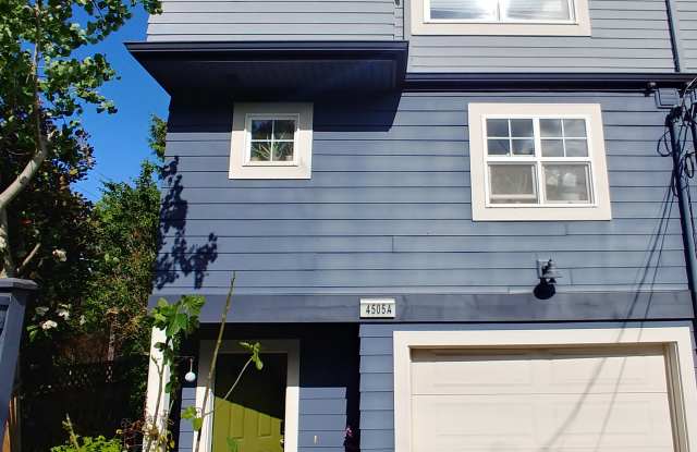 4505 40th Avenue Sw Unit #a photos photos 4505 40th Avenue Sw Unit #a photos photos