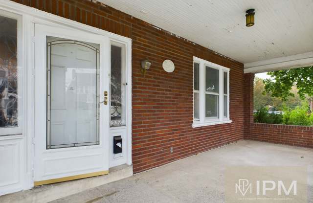 Stunning 4 Bedroom Home Coming Soon Located in York City School District Gallery 3