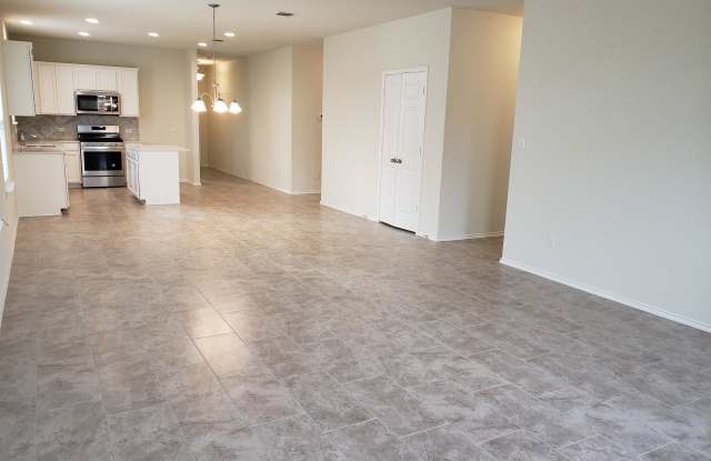 1105 Cliffbrake Way Gallery 4