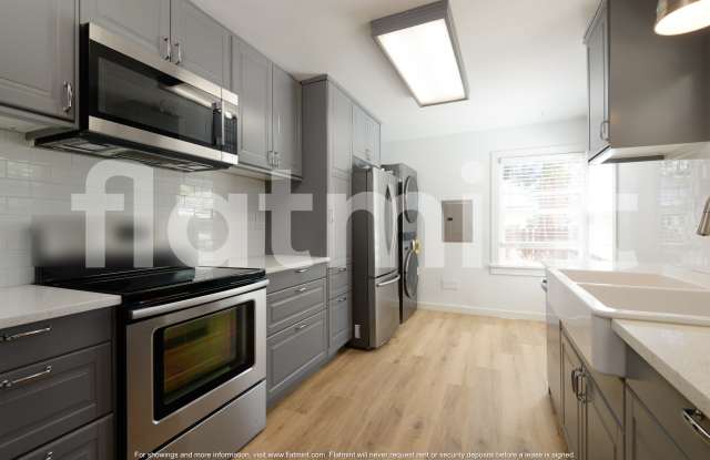 4646 South Willow Street - A photos photos