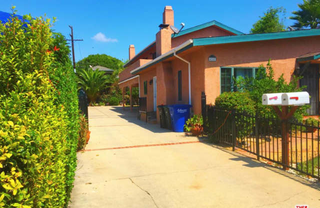 4242 LA SALLE Avenue Gallery 2