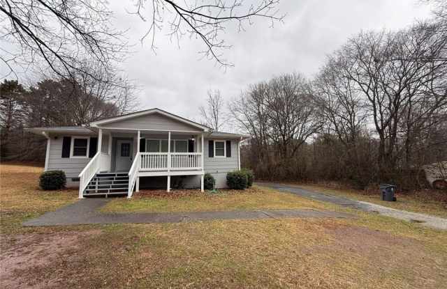 3218 Macedonia Road Gallery 2