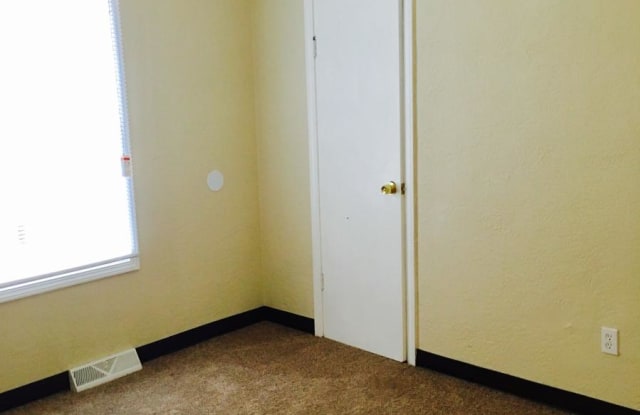 212 Mill Street - 212 Mill St, Belton, MO 64012