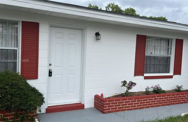 17 Brook Pl - 17 Brook Place, Silver Springs Shores, FL 34472