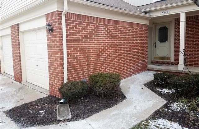 43616 YORKVILLE Drive - 43616 Yorkville Dr, Wayne County, MI 48188