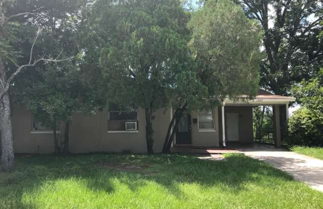3 Bedroom 1 Bath Home For Rent at 1822 Horne Ave. Orlando, Fl. 32811 photos photos