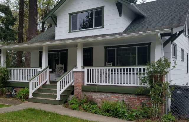 5026 Chico Way NW Gallery 3