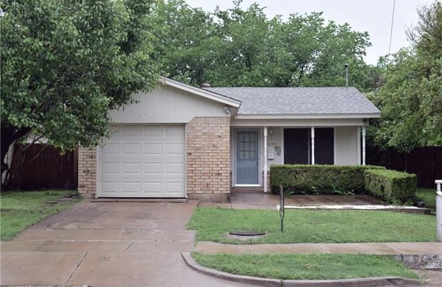 5127 Dana Drive - 5127 Dana Drive, Haltom City, TX 76117