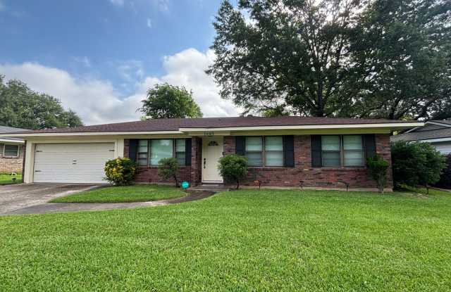 Shreve Island - 1605 Captain Shreve Drive, Shreveport, LA 71105 Shreve Island - 1605 Captain Shreve Drive, Shreveport, LA 71105