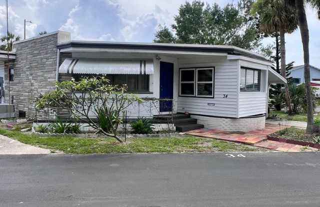 Regency Cove 55+ Gated Community - Stunning 2 bedroom, 1 bathroom for rent, won't last long!! photos photos