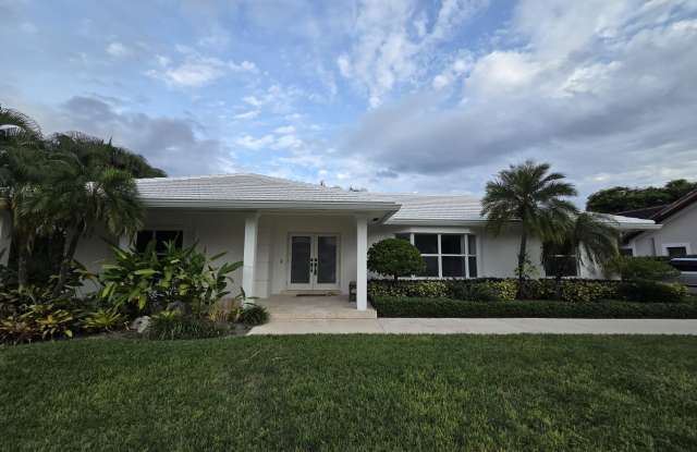 942 Lands End Road - 942 Lands End Road, Lantana, FL 33462