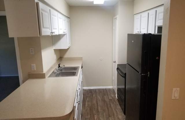 222 Thorn Tree Pl Gallery 3