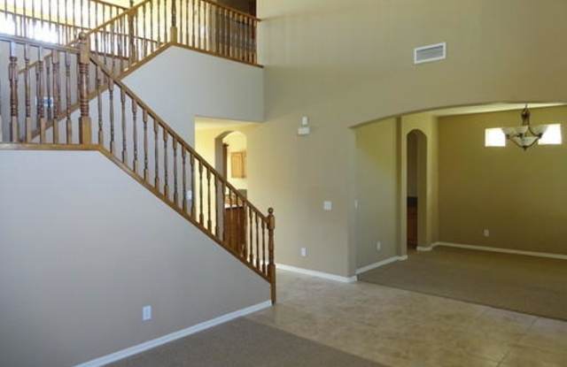 3115 E MEAD Drive Gallery 3