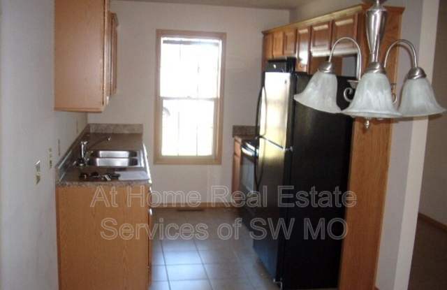 2303 W Parkview Gallery 3