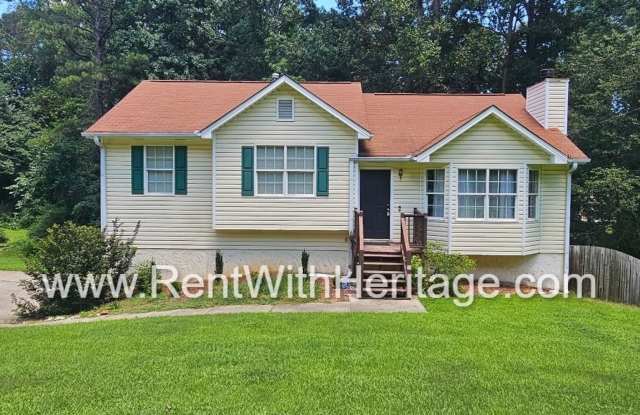 Amazing 3 Bedroom/ 2 Bath Home / Bonus Room and Flex Room / Beautiful Manicure Yard / Great Location photos photos