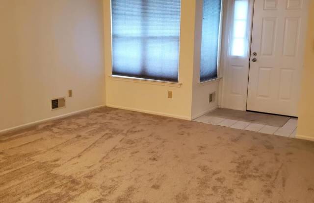 3404 Equestrian Way Gallery 2