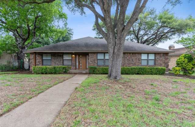 2223 Homeway Circle Gallery 2