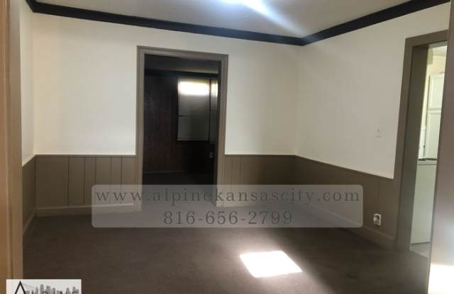 5406 Michigan Avenue Gallery 4