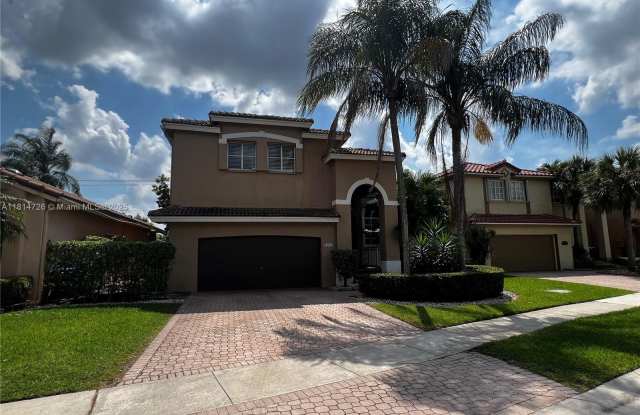 15640 SW 16th Ct photos photos