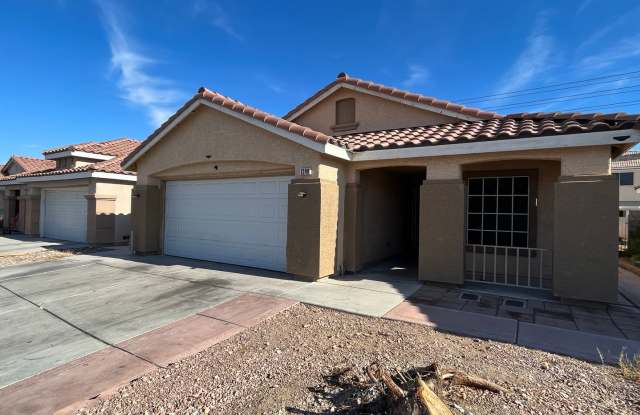 3BD/2BA Home with Open Floor Plan, Vaulted Ceilings  2-Car Garage photos photos