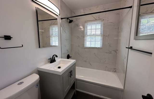 76 Hunt Avenue2A photos photos 76 Hunt Avenue2A photos photos