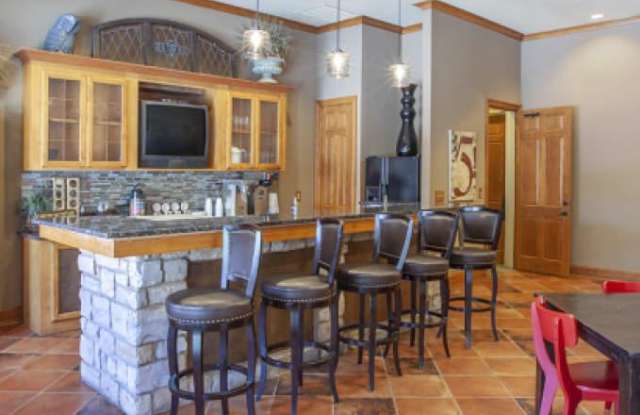 8851 La Cresada Dr Gallery 4