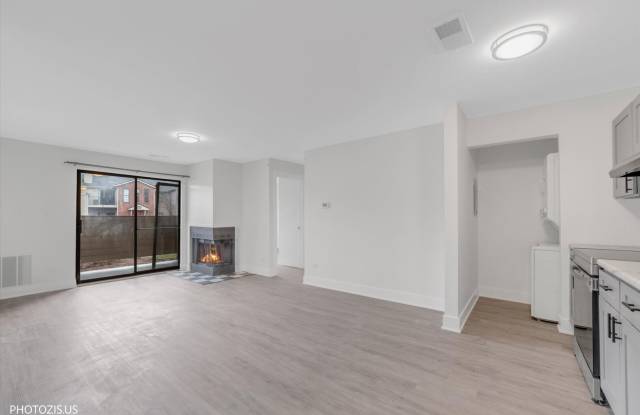 1955 N Hicks Road Gallery 3