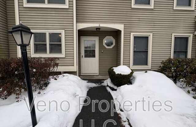 8 Redcoat Ct. photos photos