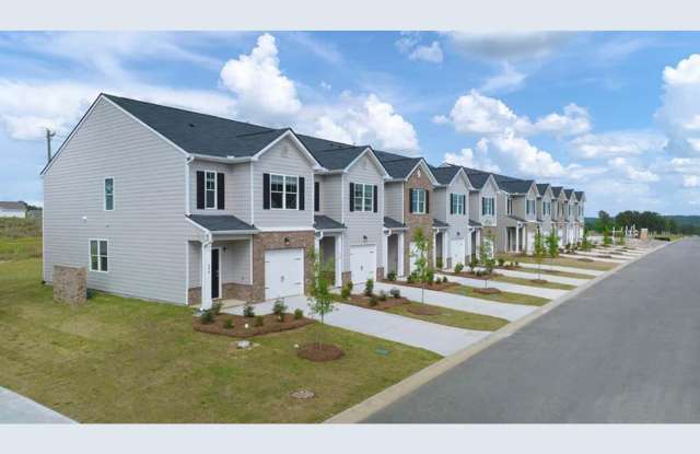 AIKEN TOWNHOME Gallery 4