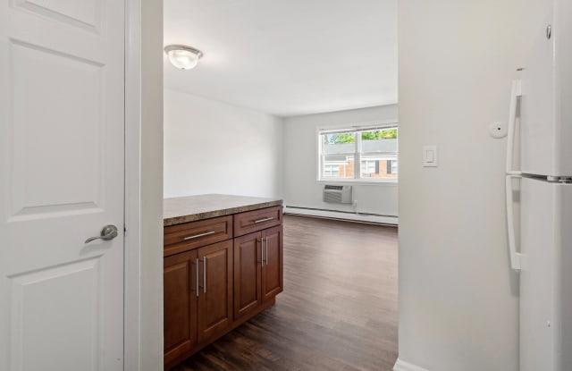 114-120 Montgomery Street Apartments Gallery 2