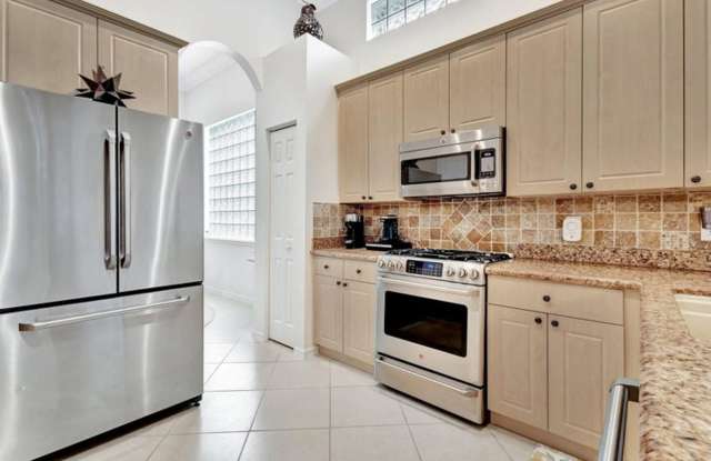 10732 Grande Boulevard, West Palm Beach, FL 33412 photos photos