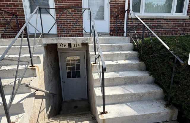 314 N Locust Street Gallery 3