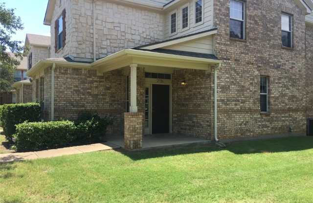 2726 Hyde Park Drive - 2726 Hyde Park Drive, Grand Prairie, TX 75050