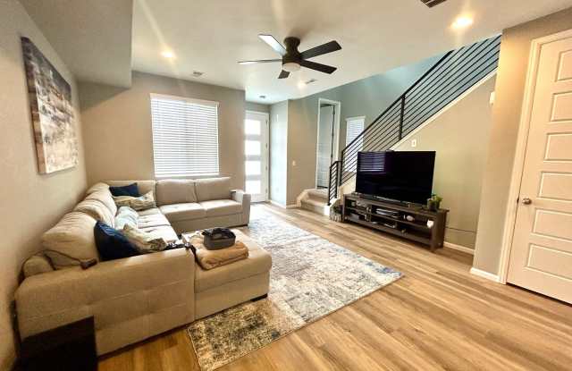 Modern Luxury Living and Gourmet Kitchen! $500 off 1st month rent Gallery 4