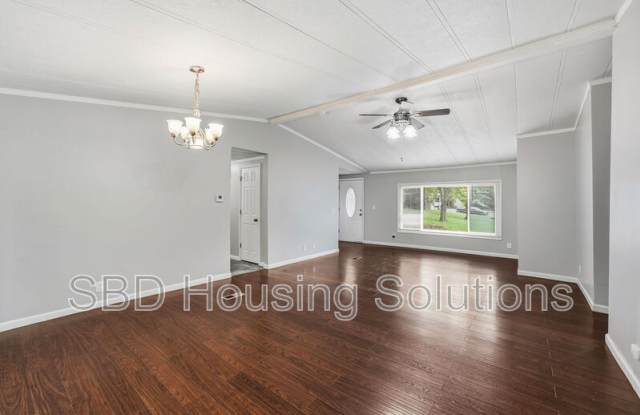 104 N Countryside Ln Gallery 3