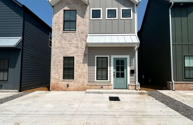 Brand New Duplexes Downtown Edmond photos photos