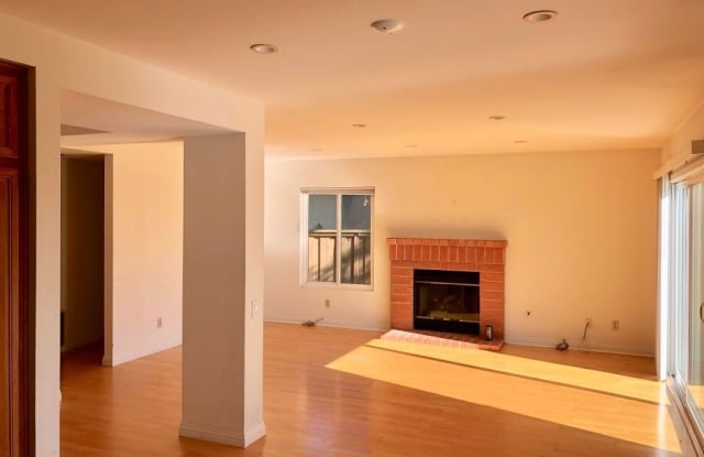 12813 Corbett Court Gallery 3