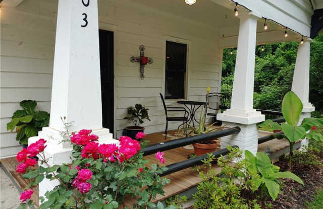 303 Atwood Street SW Gallery 3