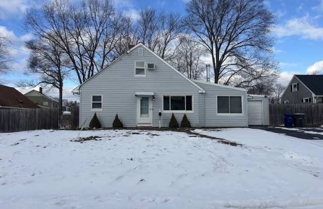 34 Seaver Circle photos photos