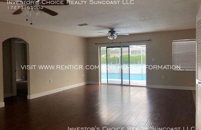 8405 Newton Dr Gallery 3