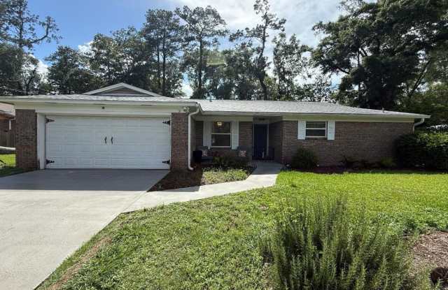 2306 W Indianhead Drive photos photos