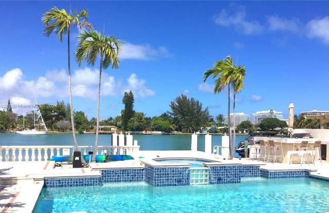 601 86th St - 601 86th Street, Miami Beach, FL 33141